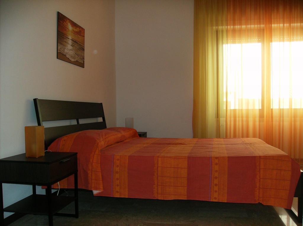 Bed and Breakfast Sant'Ermete Matino Habitación foto